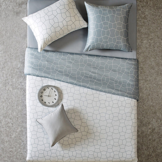 Reversible Geometric Modern White & Gray Duvet Cover Set